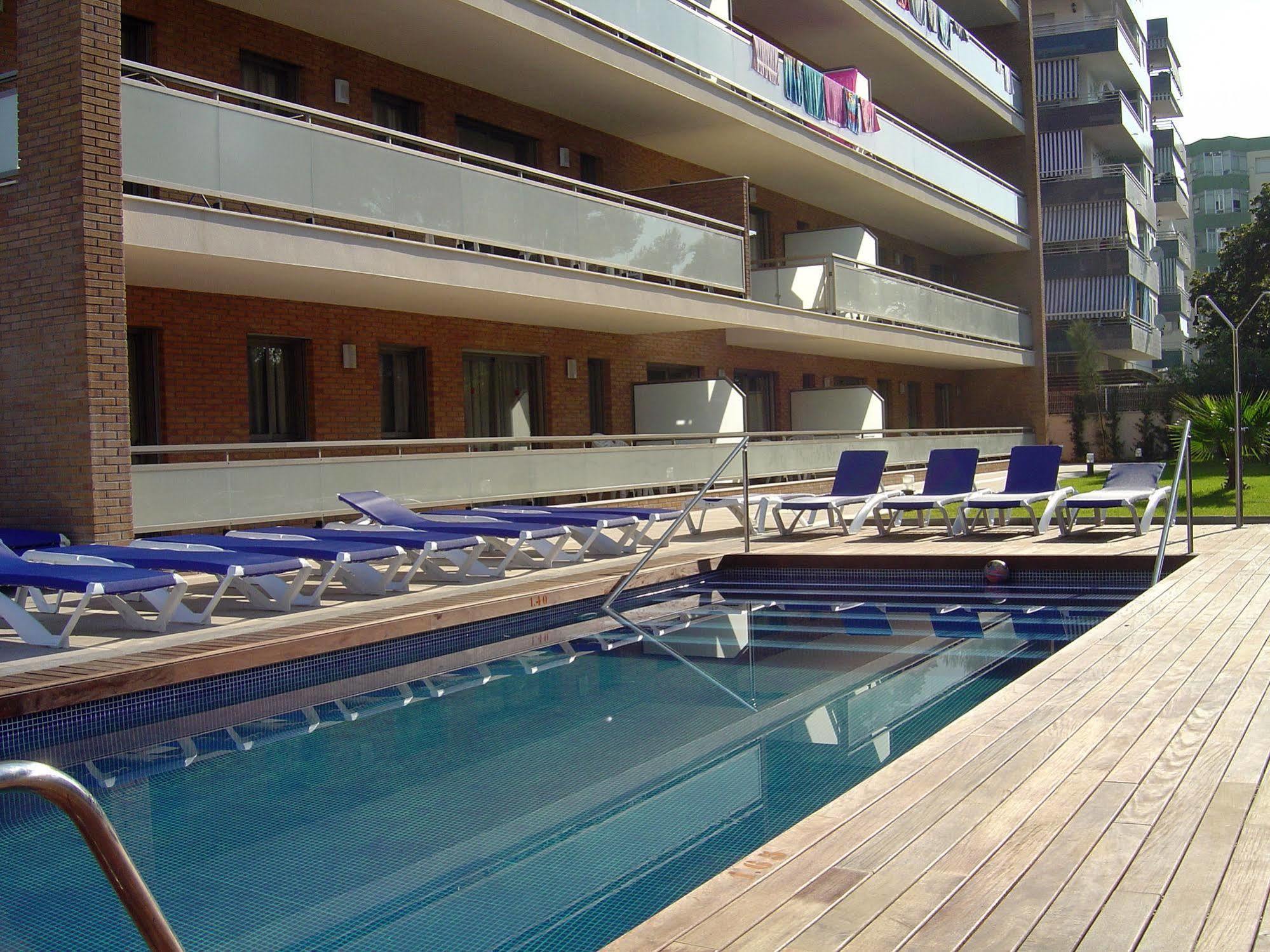Apartamentos Salou Center エクステリア 写真